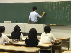 慶成高等学校 大学見学会＋小論文対策会を実施しました！